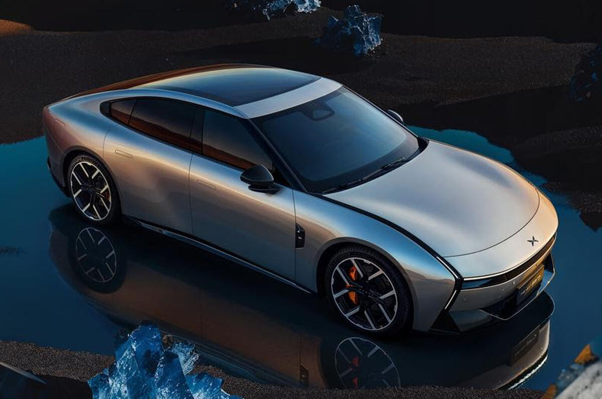 Nuova Xpeng P7 sta arrivando: tanta tecnologia per sfidare Tesla. Prime immagini ufficiali