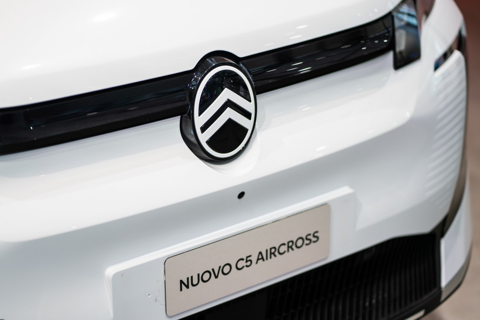 Nuova Citroen C5 Aircross "base", cosa offre in termini di equipaggiamento?