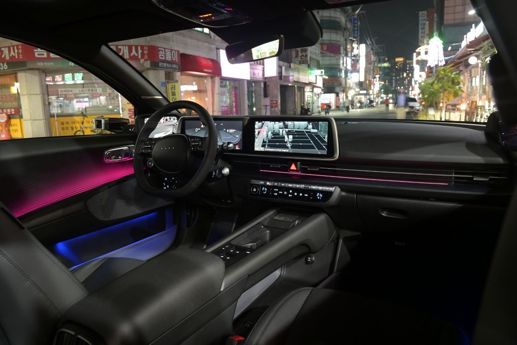 Hyundai Ioniq 6: stile e benessere grazie all&#039;esclusiva illuminazione interna