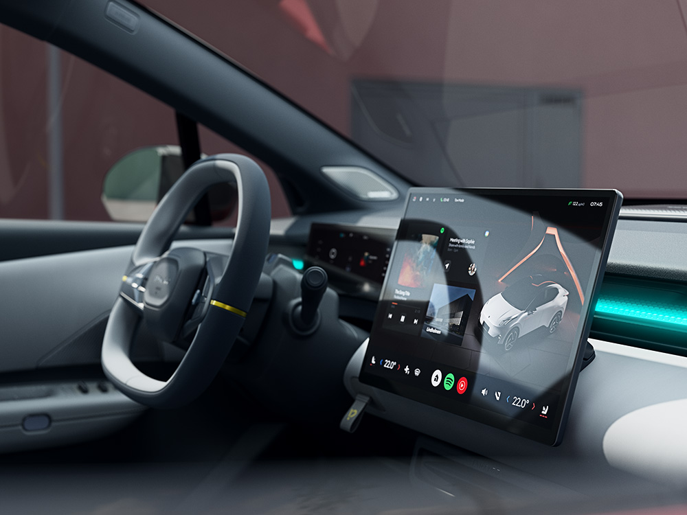 Lynk & Co 02, interni e bagagliaio del SUV elettrico cinese
