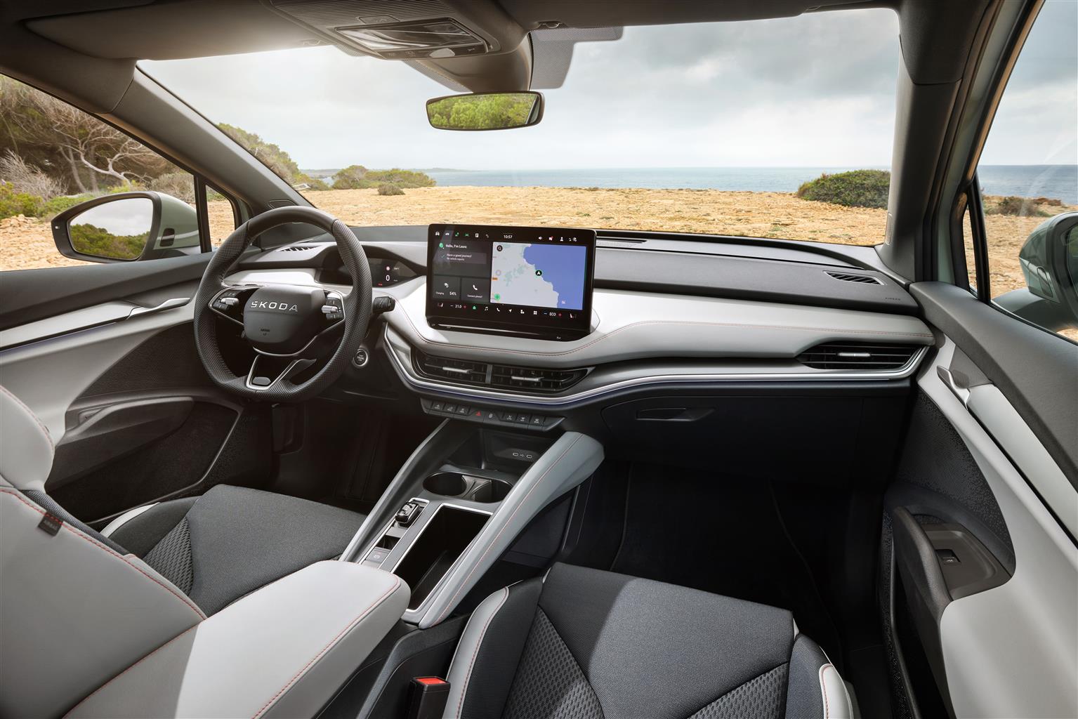 Skoda Elroq, interni e bagagliaio del SUV elettrico