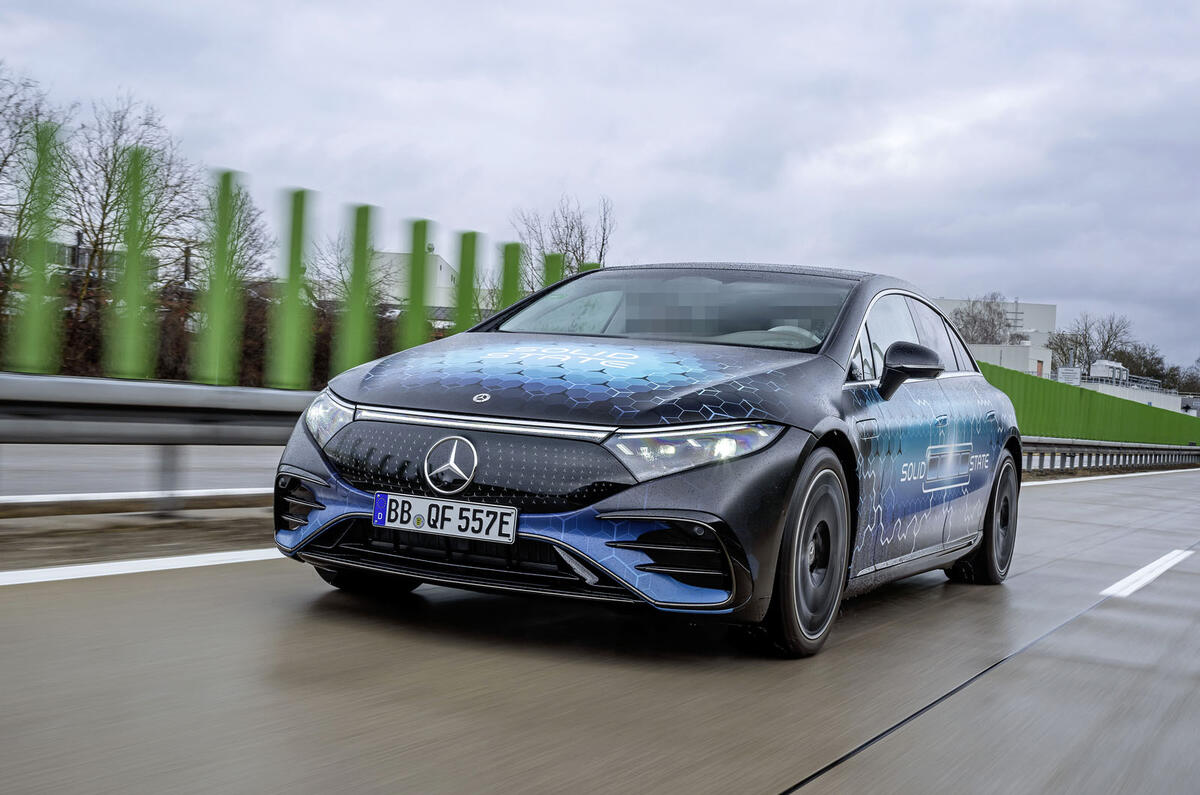 Batterie allo stato solido, Mercedes conferma: primo modello entro il 2030