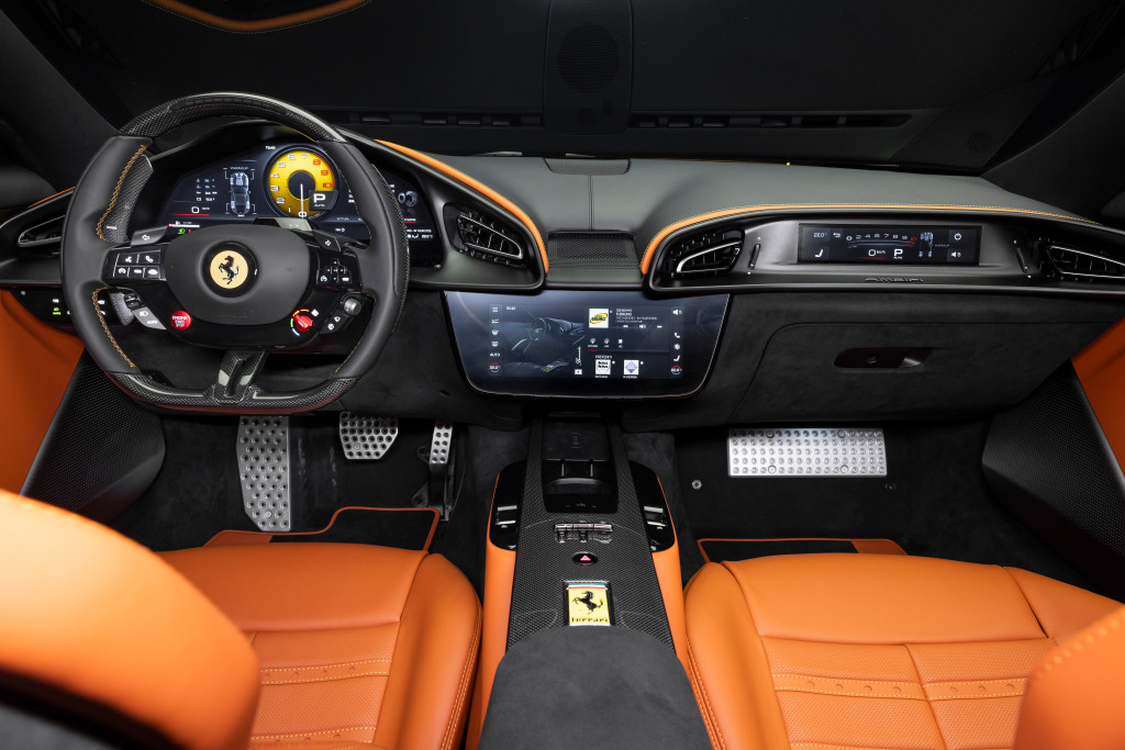 Interni nuova Ferrari Amalfi