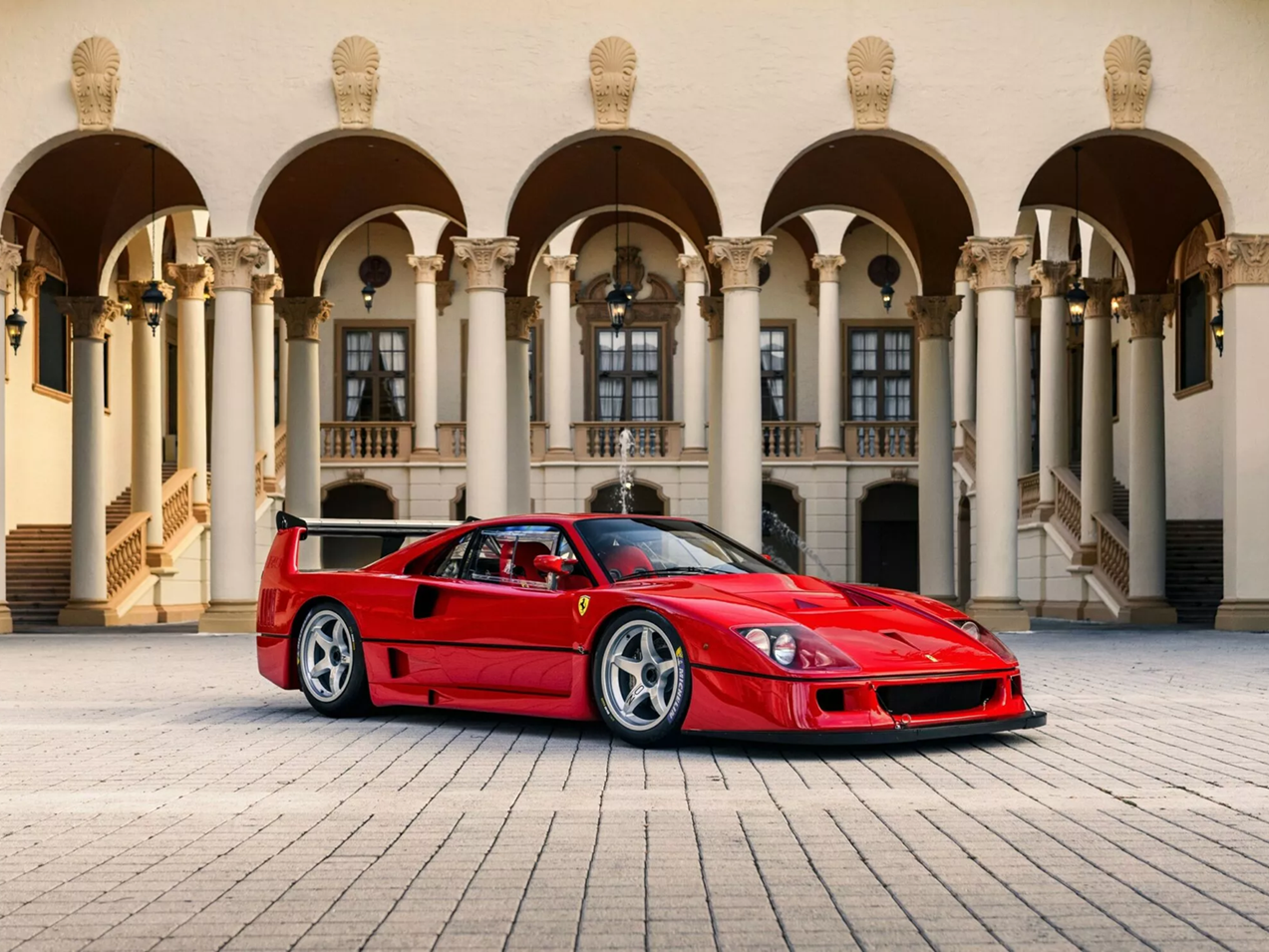 Ferrari F40 LM da RM Sotheby&rsquo;s, all&#039;asta un esemplare davvero unico