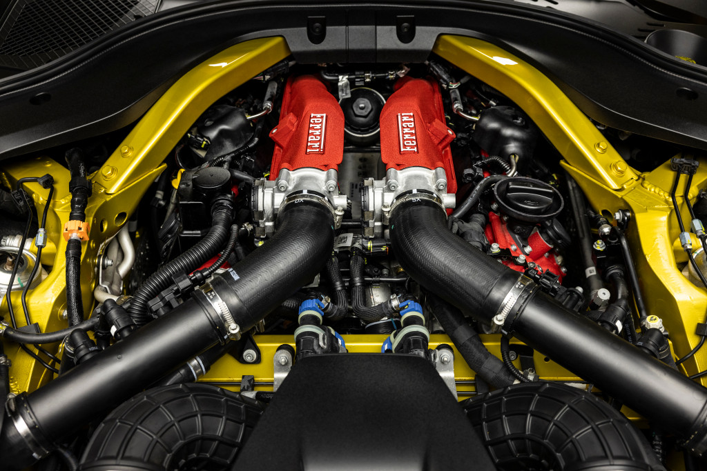 Nuovo motore V8 Ferrari