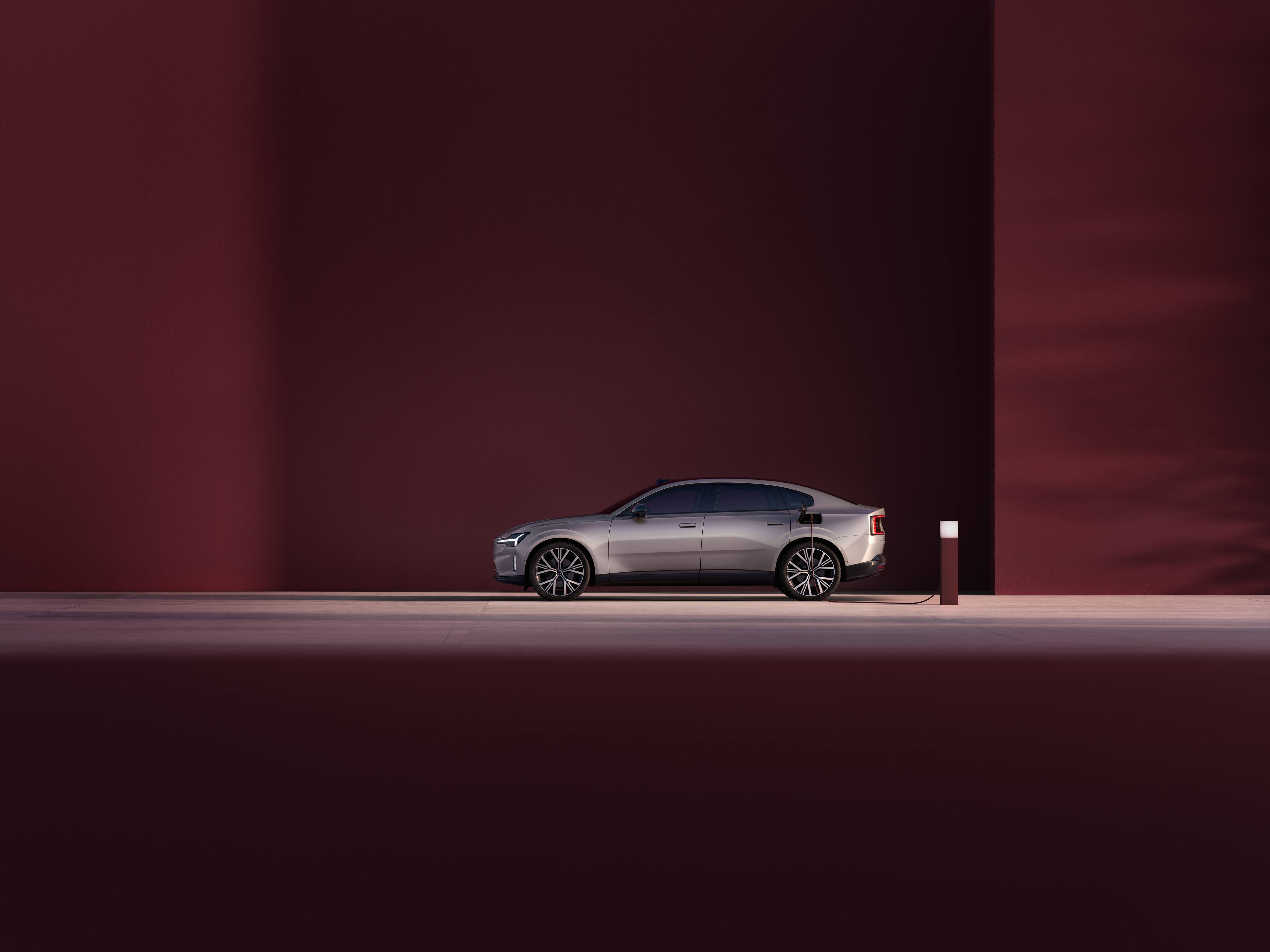 Volvo ES90-1