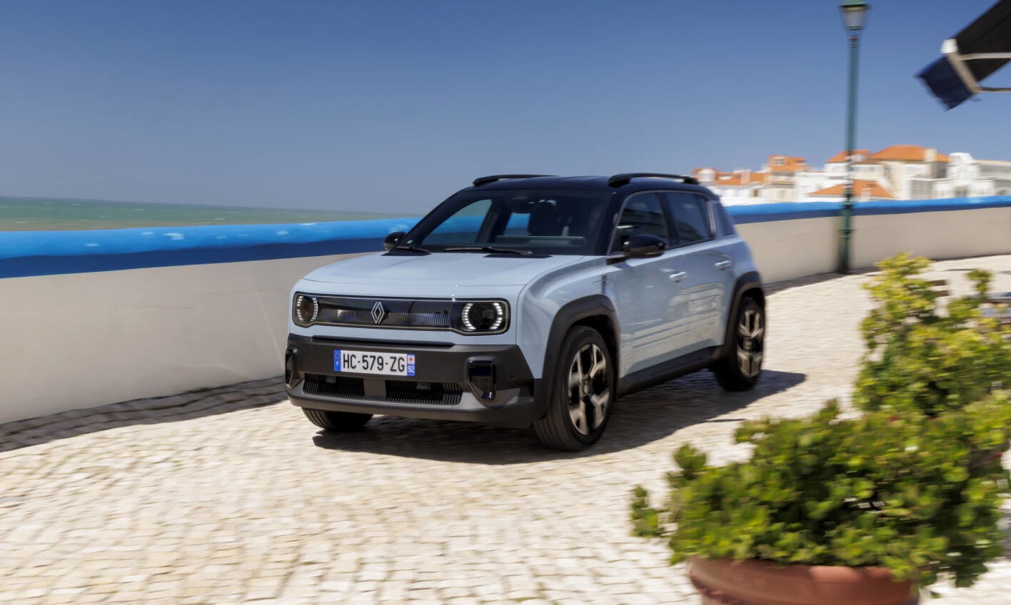 Renault 4 e Renault 5, con gli incentivi 2025 in offerta con anticipo 0