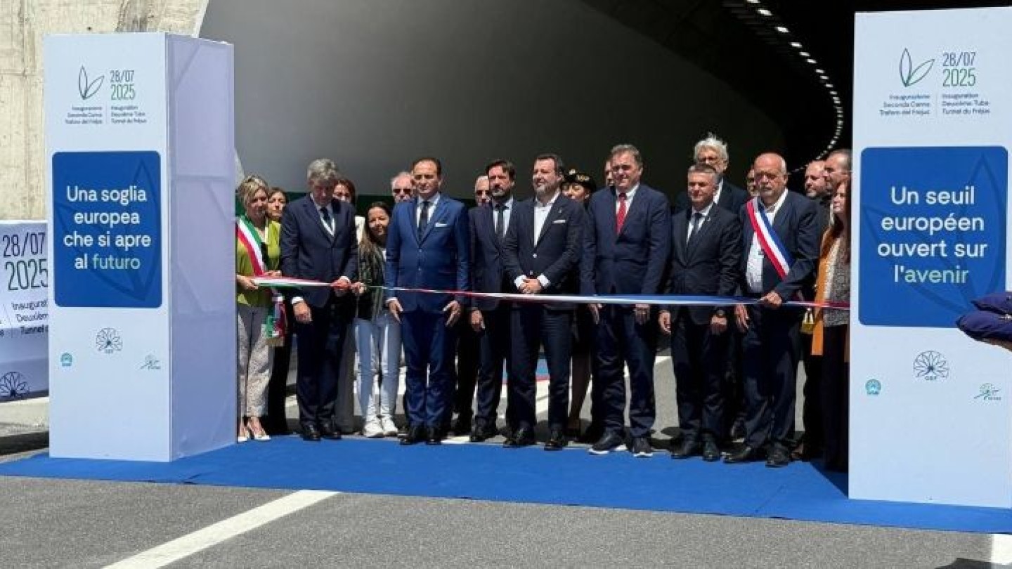 Traforo del Frejus, aperta la seconda canna tra Italia e Francia ed è record. Tutti i numeri