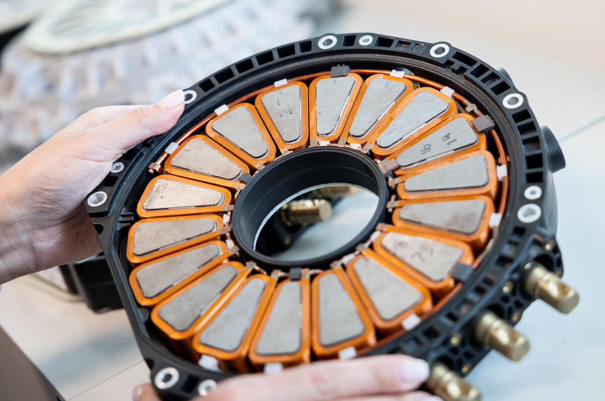 Yasa, motore elettrico da record: 738 CV e solo 13,1 kg di peso