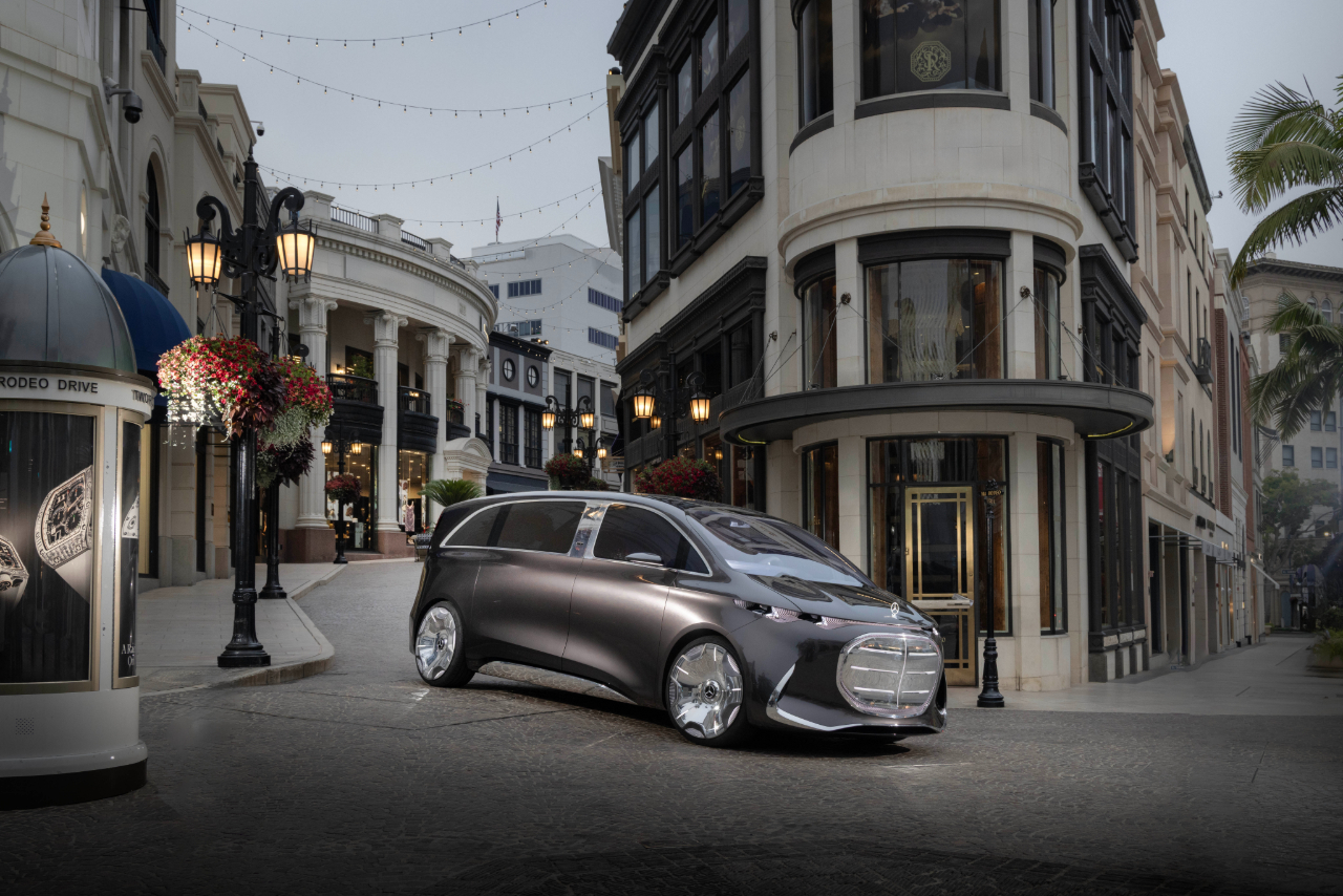 Mercedes-Benz Vision V: lusso e tecnologia per i viaggi del futuro