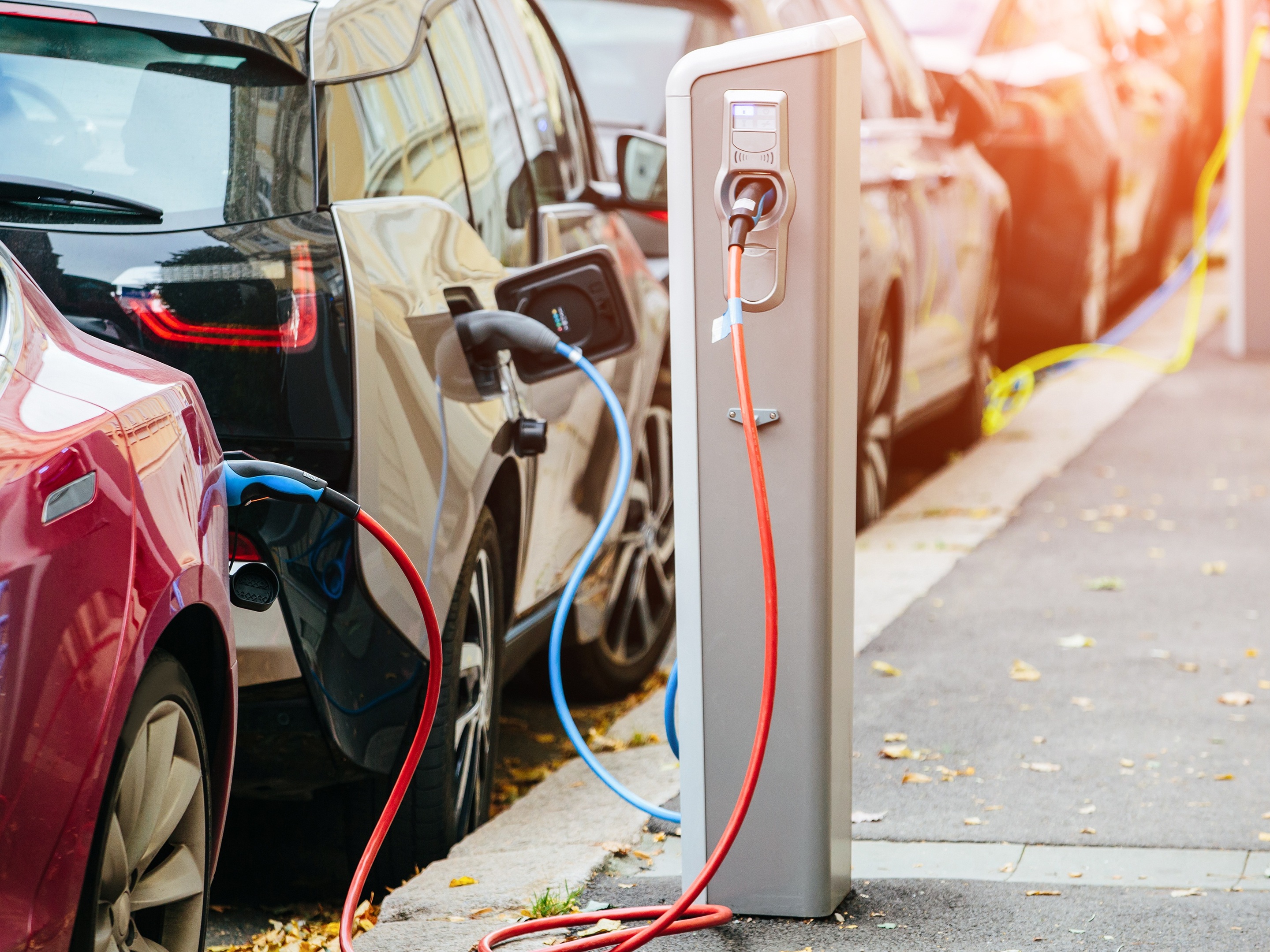 In Cina ci sono 16,7 milioni di punti di ricarica: due ogni cinque veicoli elettrici