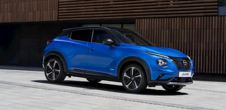 La nuova Nissan Juke sarà elettrica ma potrebbe restare anche quella a benzina
