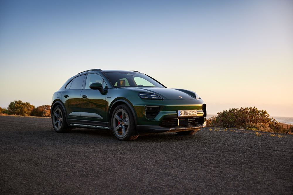 Porsche abbandona la produzione interna di batterie per veicoli elettrici