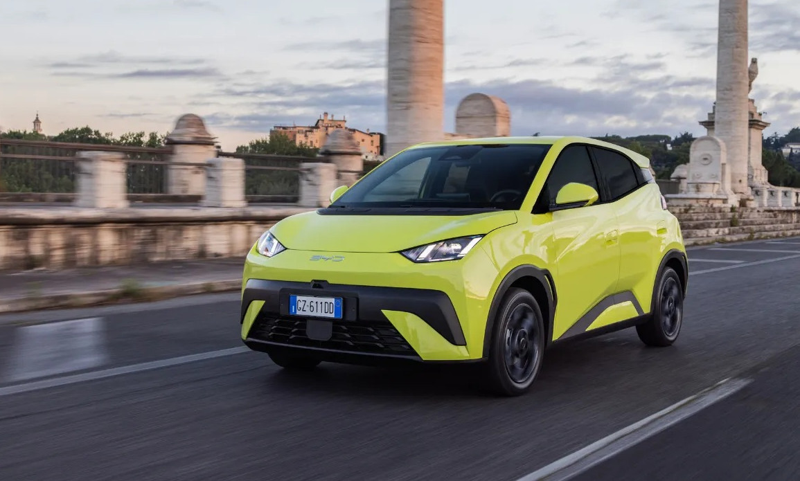 BYD supera Alfa Romeo in Italia a luglio 2025. Nella Top 20 dei marchi più venduti