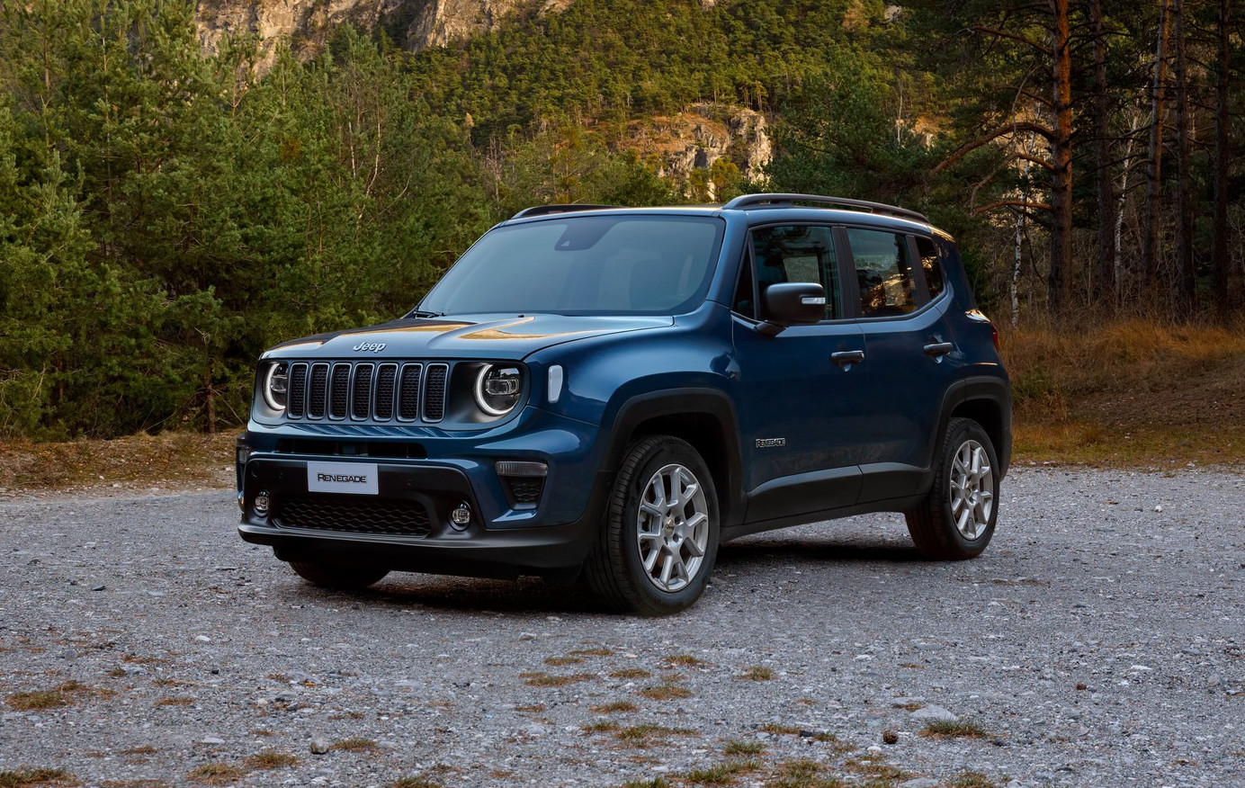 Jeep Renegade addio: prodotto l'ultimo esemplare a Melfi. Non ci sarà un'erede