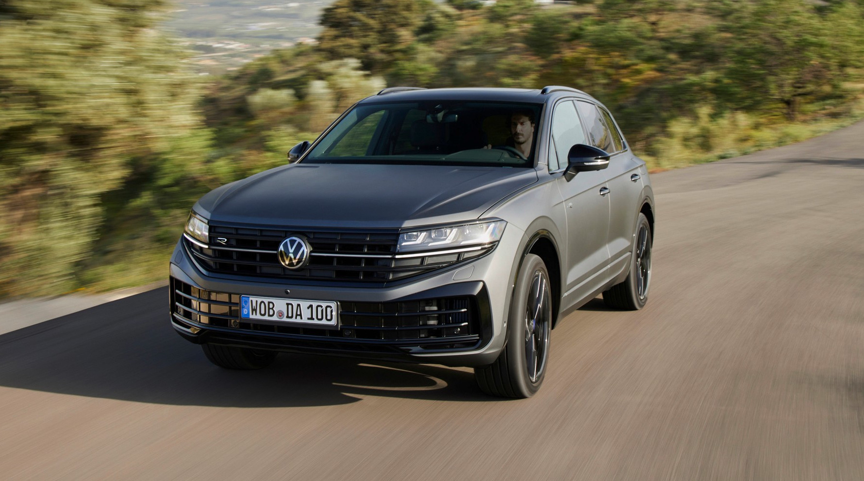 Addio alla Volkswagen Touareg, il SUV ci saluterà nel 2026
