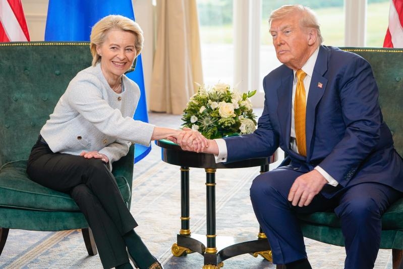 Dazi Trump, c&#039;è l&#039;accordo UE - USA: anche le auto al 15%