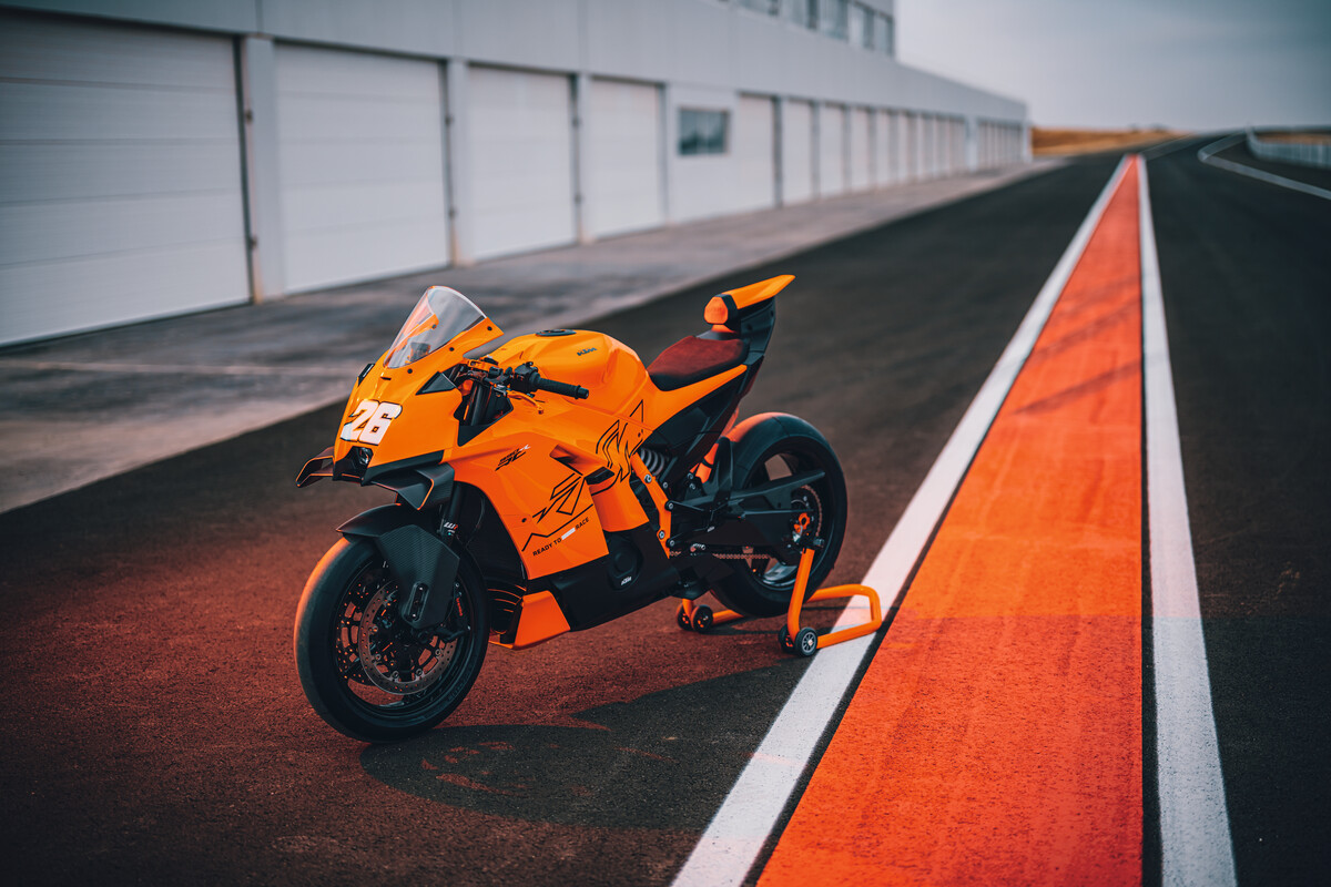 KTM 990 RC R: la nuova supersportiva con DNA della MotoGP