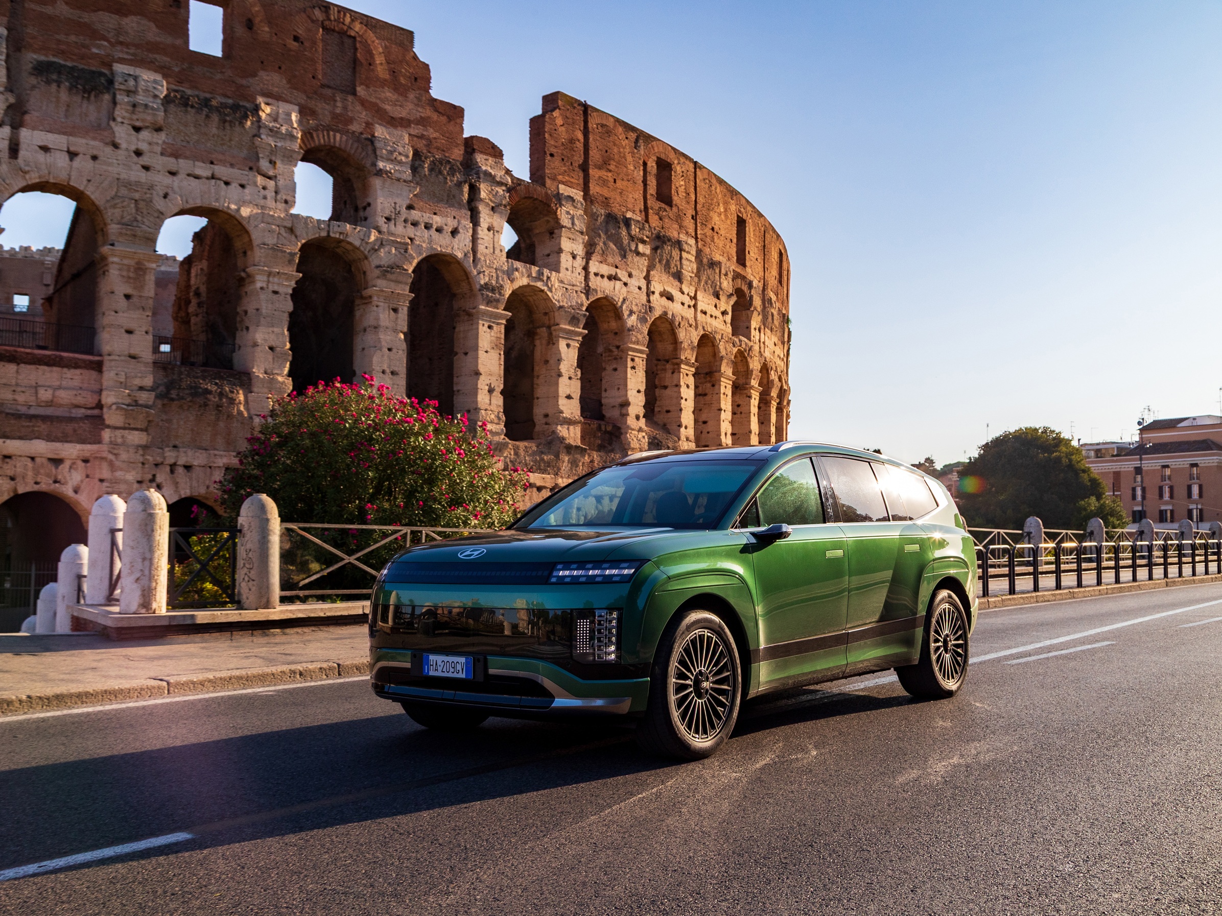 Partono in Italia le consegne della Hyundai IONIQ 9