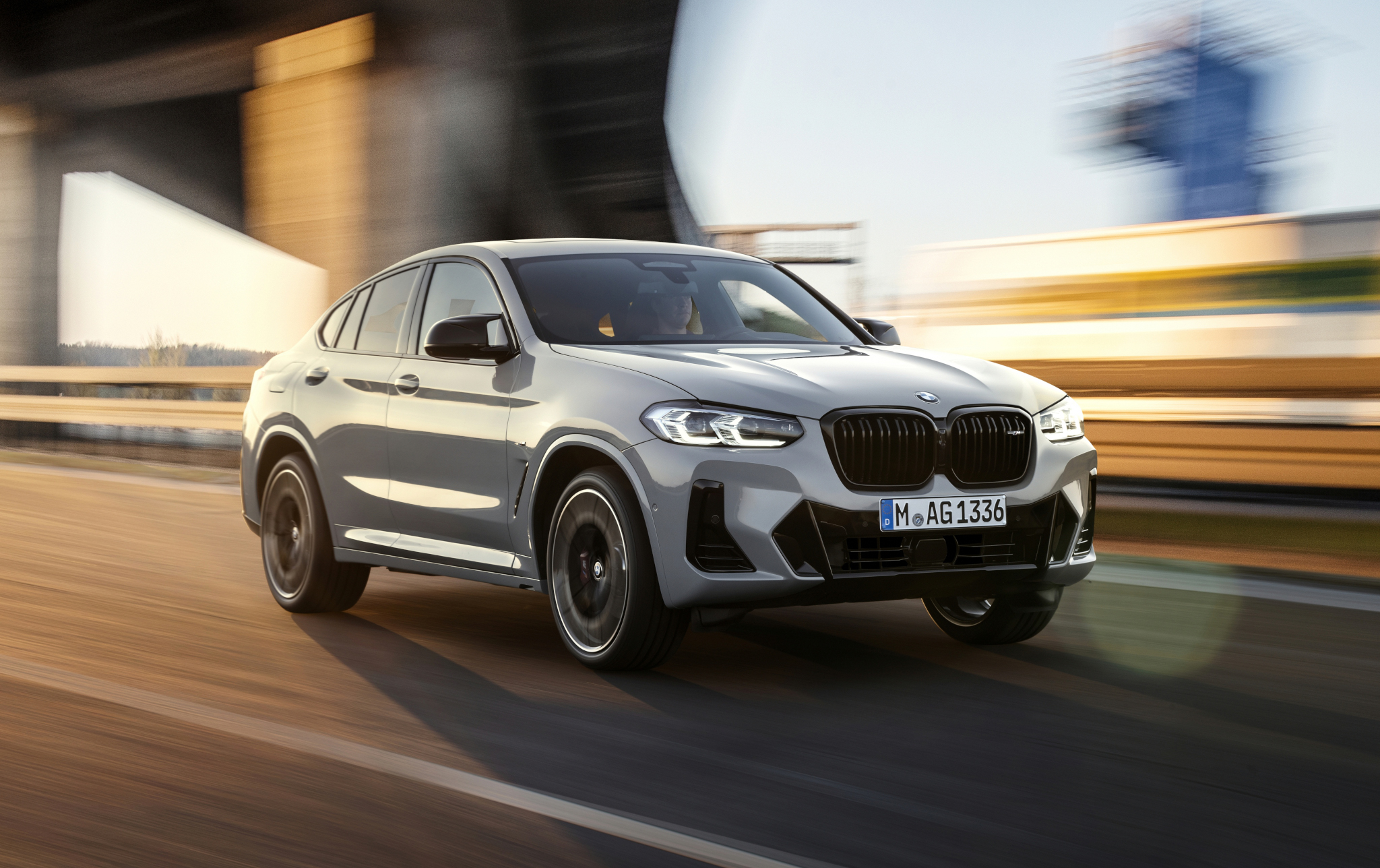 BMW X4 addio, il SUV Coupé ci saluta. Niente eredi anche per Serie 8 e Z4