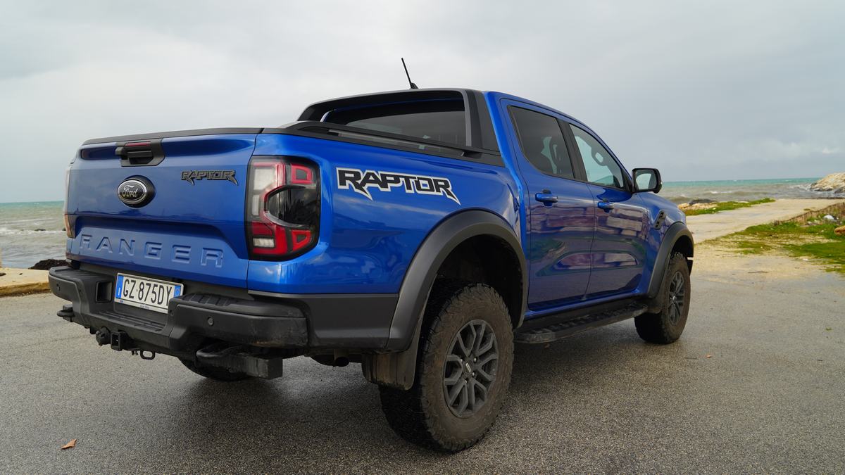 Tre quarti posteriore Ranger Raptor