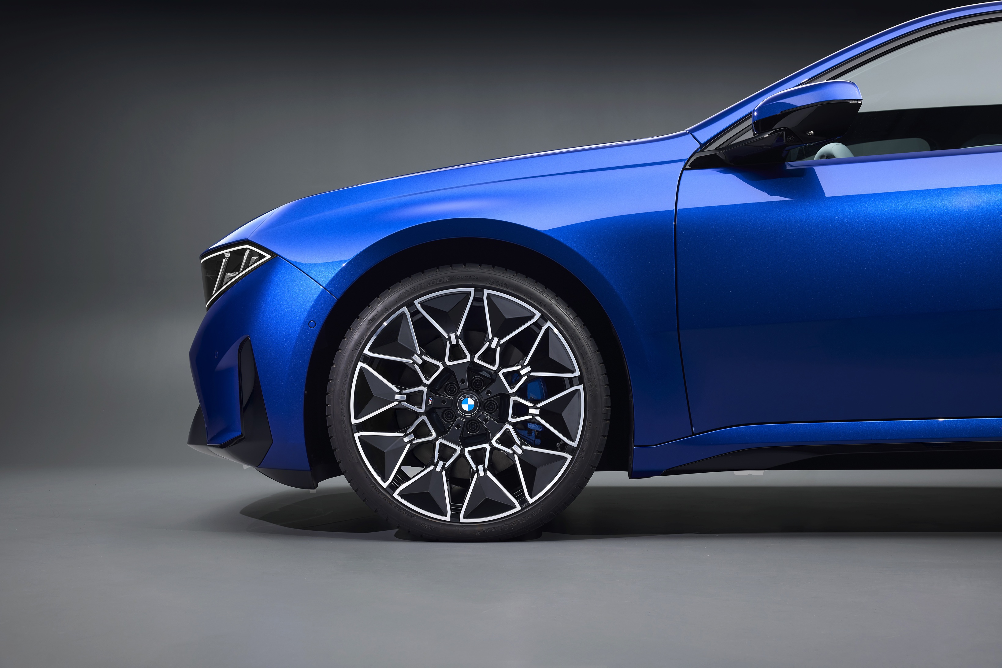 P90632240_highRes_the-new-bmw-i3-50-xd