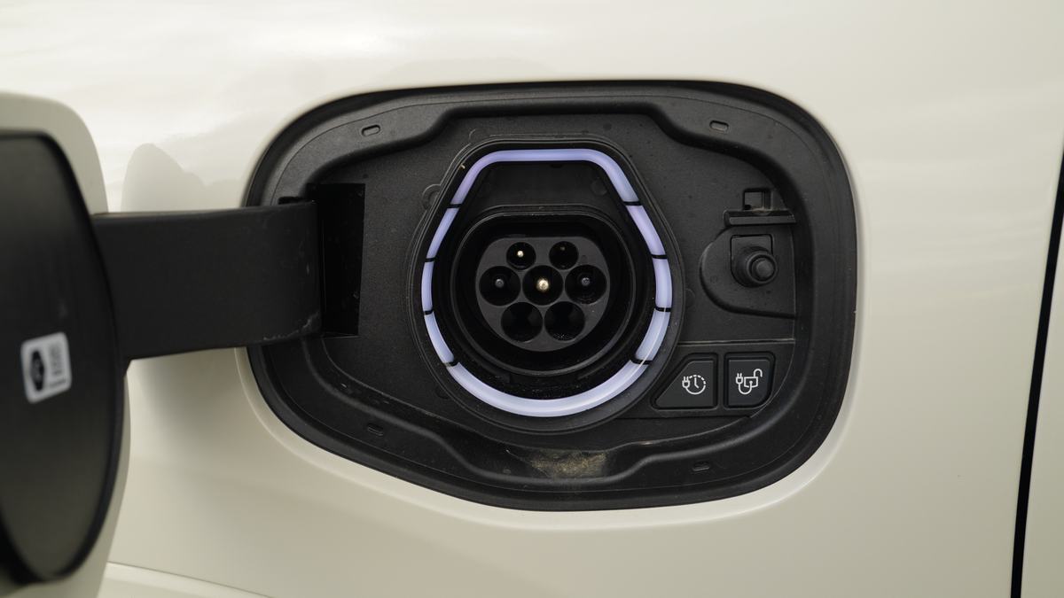 Presa di ricarica AC Kuga