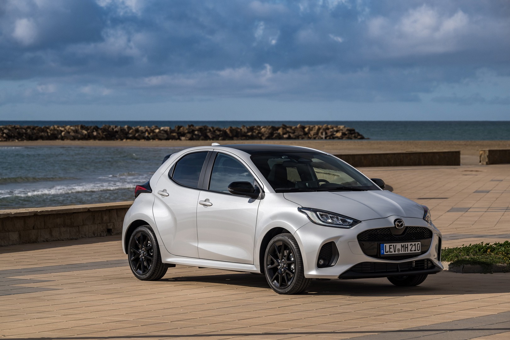 Mazda2 Hybrid