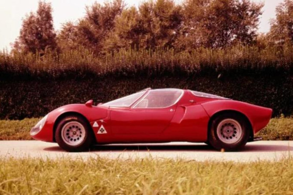 Novit&agrave; Alfa Romeo 33 Stradale rubata