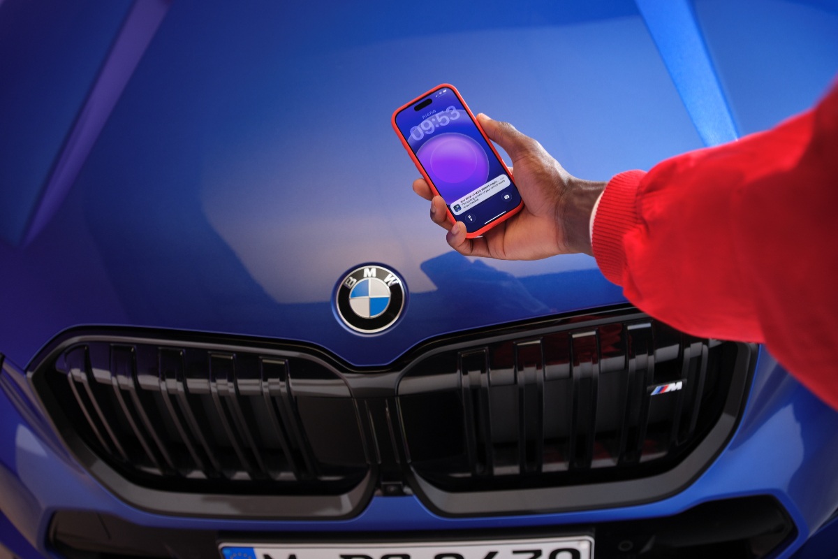 Ritiro BMW al Salone di Parigi