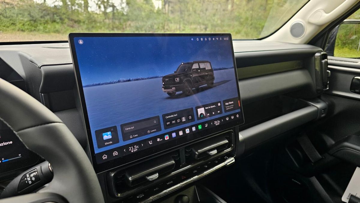 Infotainment 15,6 pollici