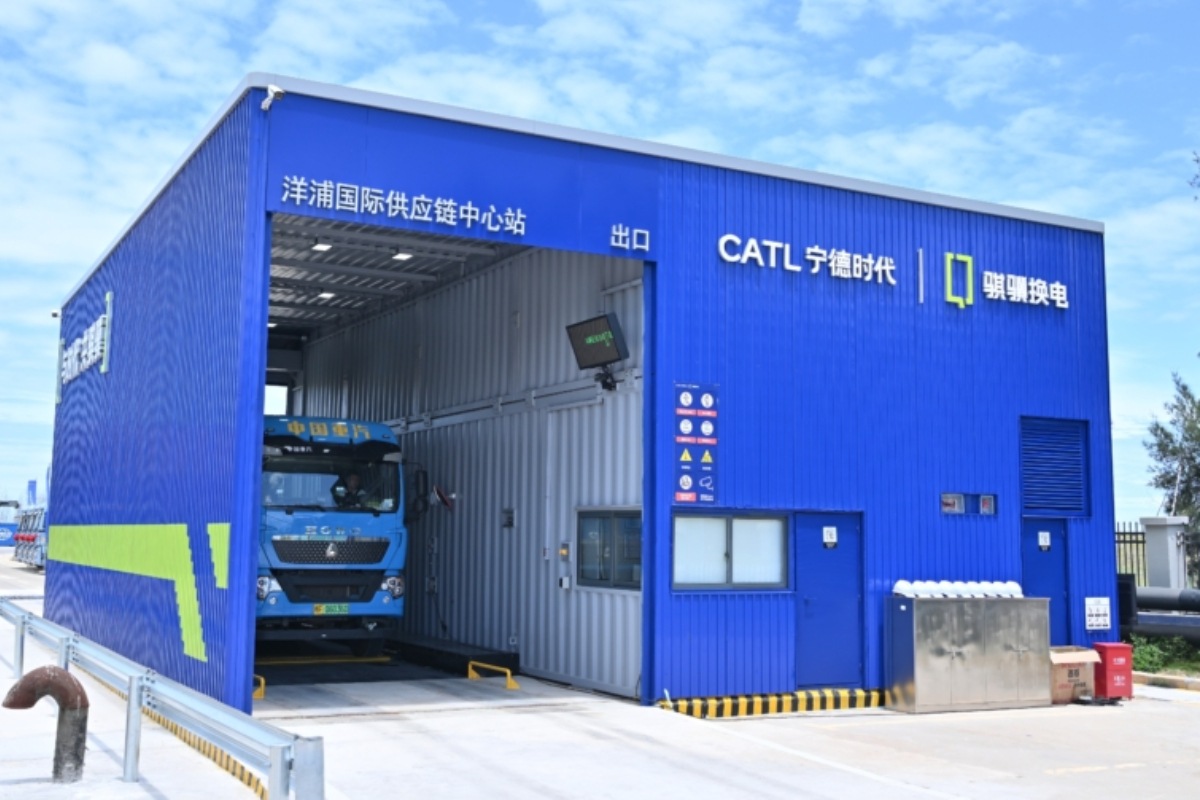 Dalla Cina arrivano i camion con "Dual-Electric Range Extender"